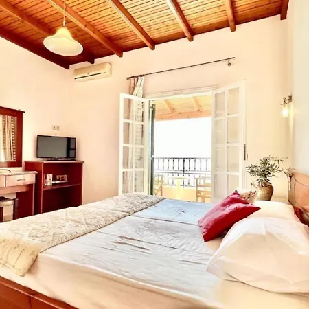 Aphrodite Nissaki Aparthotel