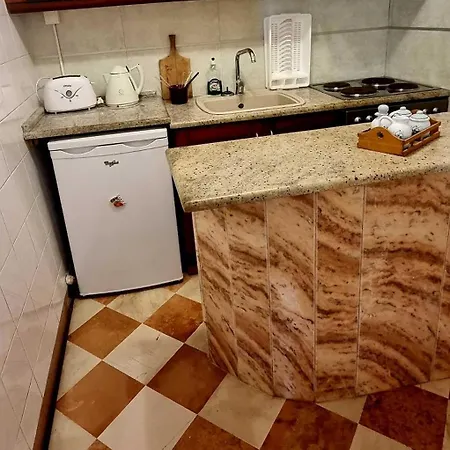 Aphrodite Nissaki Nisaki (Corfu)